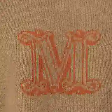 MaxMara M