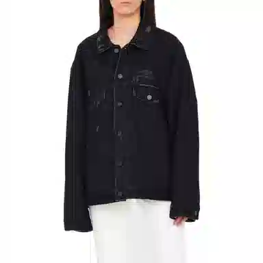 Balenciaga FW22 Logo