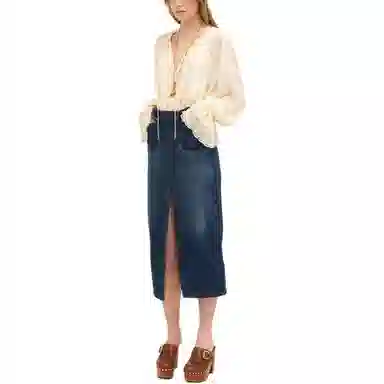 Chloe