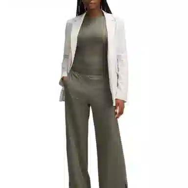 lululemon Wundermost Nulu Crewneck