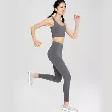 MOLY VIVI 2024