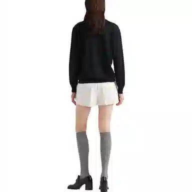 PRADA V
