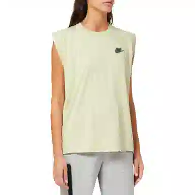 Nike Sportswear LogoT