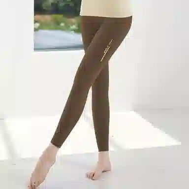 MOLY VIVI 2024