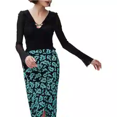 DIANE VON FURSTENBERG V