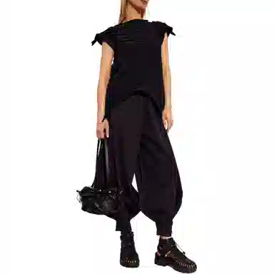 PLEATS PLEASE ISSEY MIYAKE