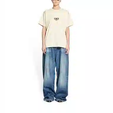 Balenciaga FW22 LogoT