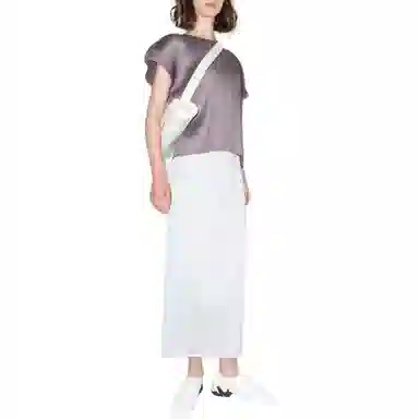 PLEATS PLEASE ISSEY MIYAKE