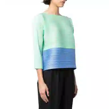 PLEATS PLEASE ISSEY MIYAKE SS22