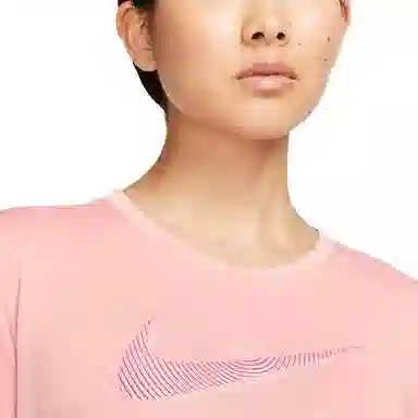 Nike Dri-FIT Swoosh Logo T