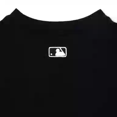 MLB T