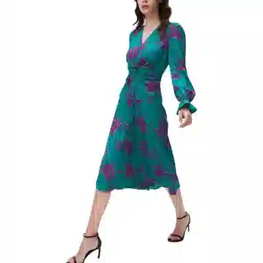 DIANE VON FURSTENBERG V