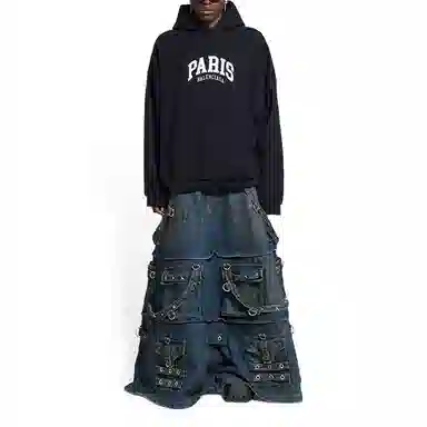 Balenciaga SS22 Logo