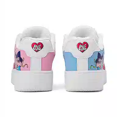 Crayon Shinchan Love Pair Low Sneakers