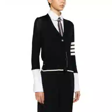 THOM BROWNE V