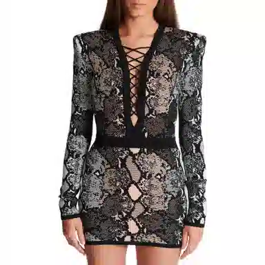 BALMAIN V