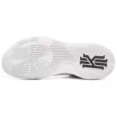 Nike Kyrie 2