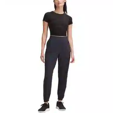 lululemon Adapted State FW24 Glow logo