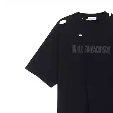 Balenciaga SS22 T