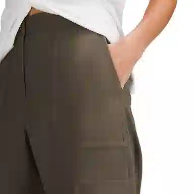 lululemon Light Utilitech Logo23"