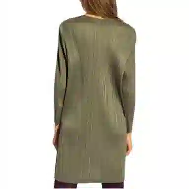 PLEATS PLEASE ISSEY MIYAKE