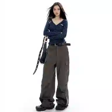 APEA Sweetheart V-Neck Long Sleeve Tee