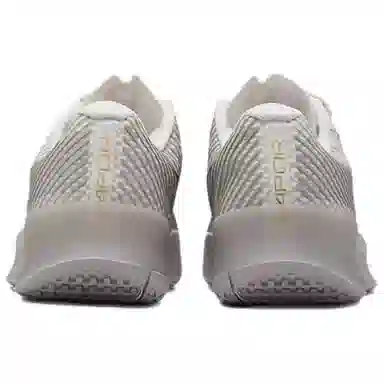 Nike Court Vapor 11