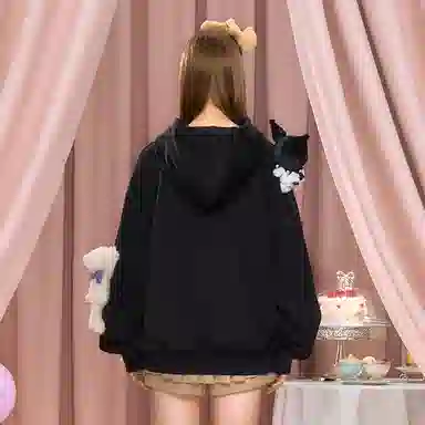 13 DEMARZO x SANRIO CHARACTERS