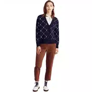 NAUTICA V
