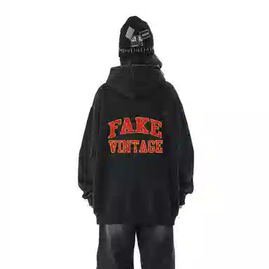FAKE VINTAGE