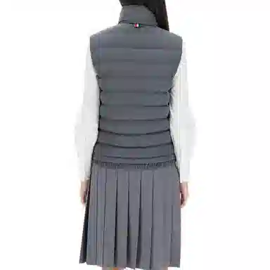 THOM BROWNE FW22