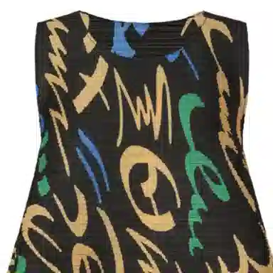 PLEATS PLEASE ISSEY MIYAKE