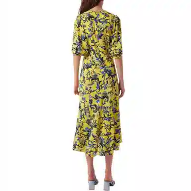 DIANE VON FURSTENBERG V