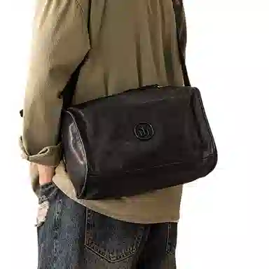 Hou Bu Crossbody Bag Black