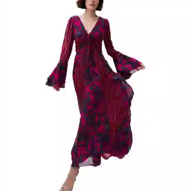 DIANE VON FURSTENBERG V