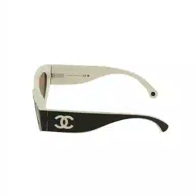 CHANEL Cat Eye Sunglasses Black