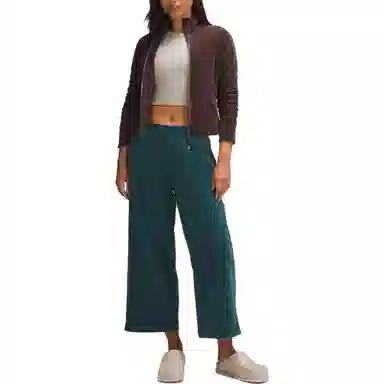 lululemon Scuba Mid-Rise Wide-Leg Crop Velvet Cord