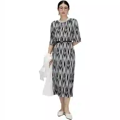 美洋 图案印花中长款短袖连衣裙