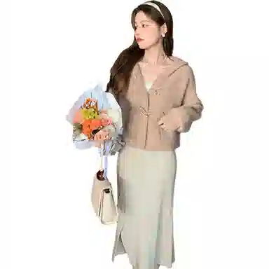 花栗鼠小姐 慵懒风连帽针织衫 女款