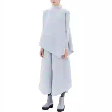 PLEATS PLEASE ISSEY MIYAKE SS22