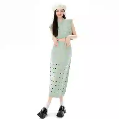 EPTISON WOMAN LogoA