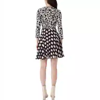 DIANE VON FURSTENBERG V