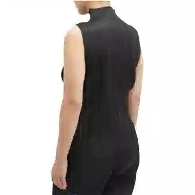 PLEATS PLEASE ISSEY MIYAKE