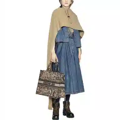 DIOR FW22