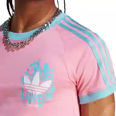 adidas originals PRIDE RM 3 Logo T