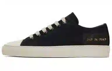 COMMON PROJECTS Tfournament Low Black