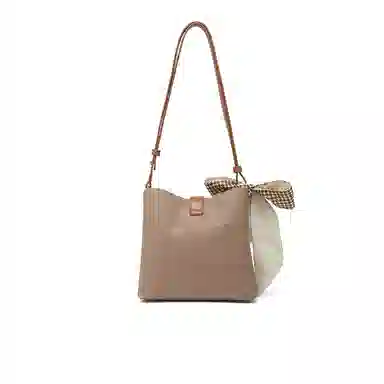 稻草人 简约百搭撞色蝴蝶结丝巾装饰 聚氨酯革 斜挎包 女款 卡其/米白