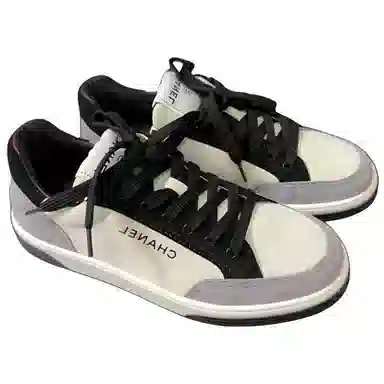 Chanel Low-Top Sneakers Grey