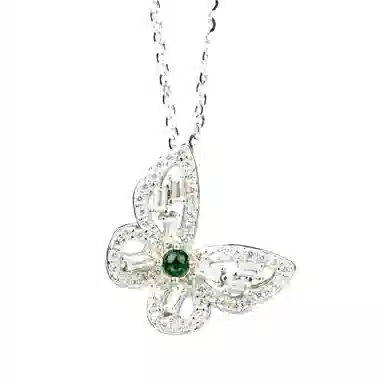 七享 高级清冷感爆闪蝴蝶镶嵌蛋面翡翠吊坠 招财转运美好寓意轻奢通勤仙女公主感凸显气质 糯冰 项链 女款