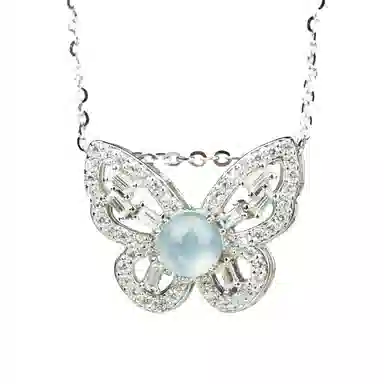 七享 高级清冷感爆闪蝴蝶镶嵌蛋面翡翠吊坠 招财转运美好寓意轻奢通勤仙女公主感凸显气质 糯冰 项链 女款